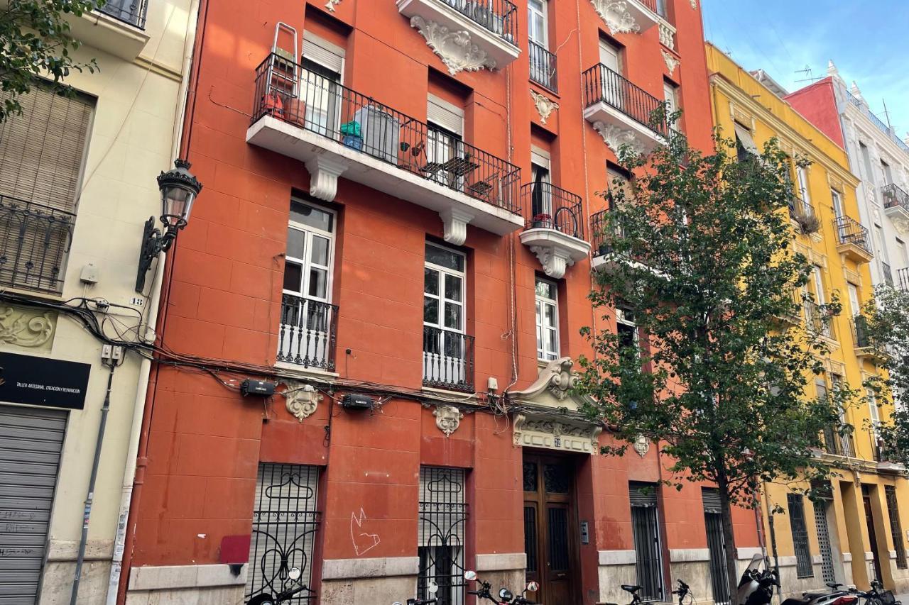 Apartamento Singularstays Vivons Valencia